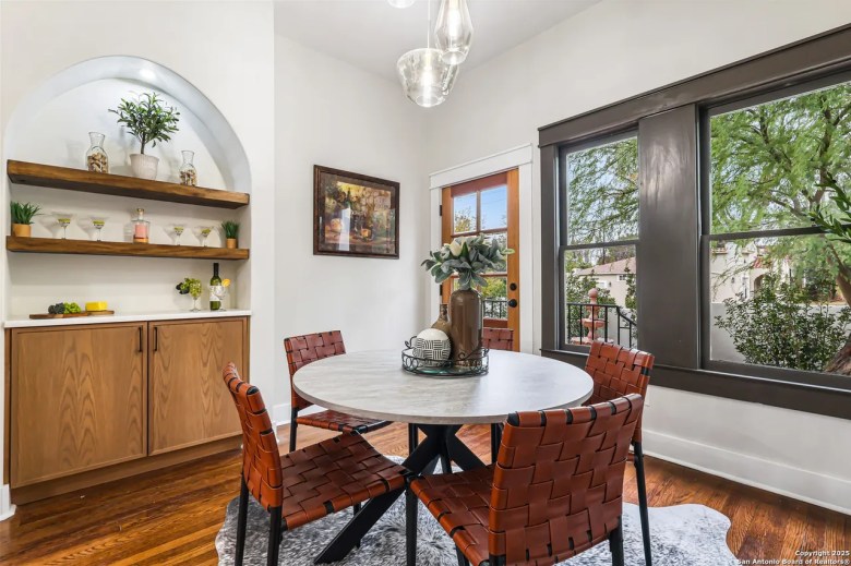 Dining Room featured at 339 W Elsmere Pl, San Antonio, TX, 78212