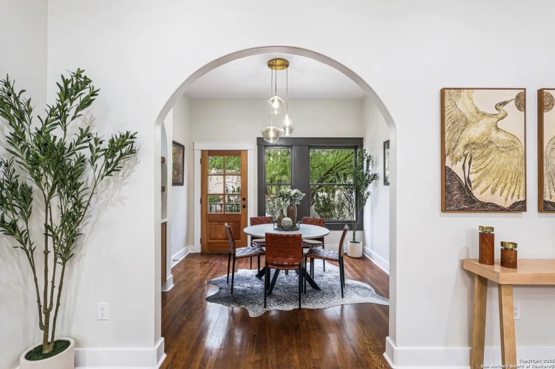 Dining Room featured at 339 W Elsmere Pl, San Antonio, TX, 78212