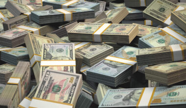 Are the Holidays and the "Santa Rally" a Good Time to Invest in Stocks? | NewsRadio 740 KTRH