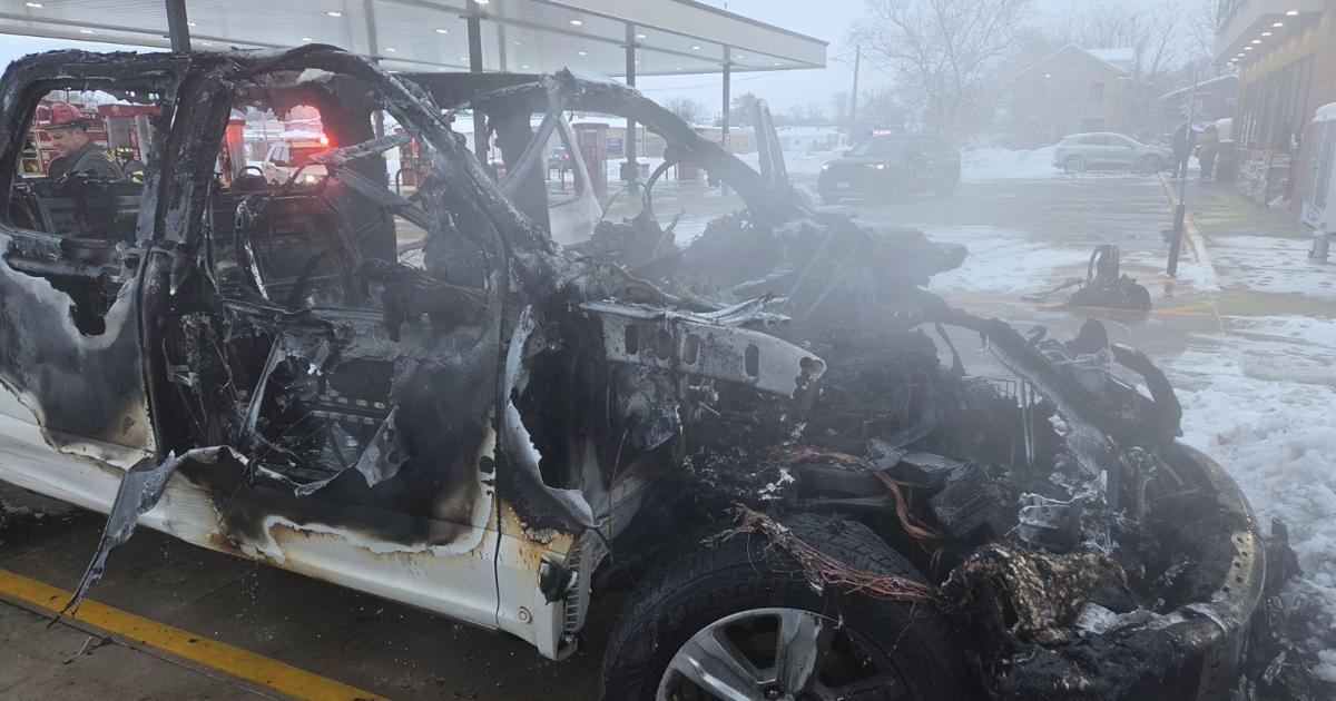 Pickup truck catches fire at Plano Casey’s on Route 34 | Wspynews