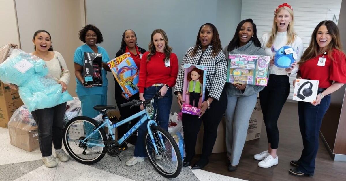 Memorial Hermann Greater Heights helps brighten holidays through YMCA Angel Tree Program | Community