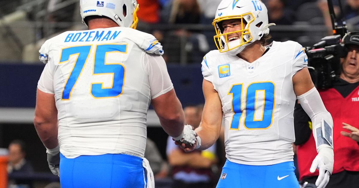 Justin Herbert keeps Chargers rolling toward playoffs with 34-17 win over Cowboys |