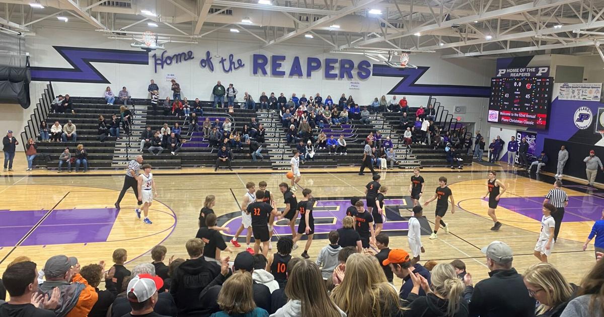 Plano, Sandwich deliver opening-day upsets at Plano Christmas Classic