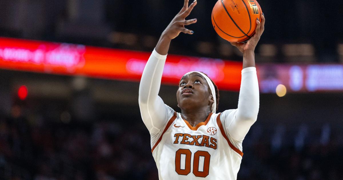 Kyla Oldacre and Madison Booker lead No. 2 Texas over Southeastern Louisiana 120-38 | National Sports