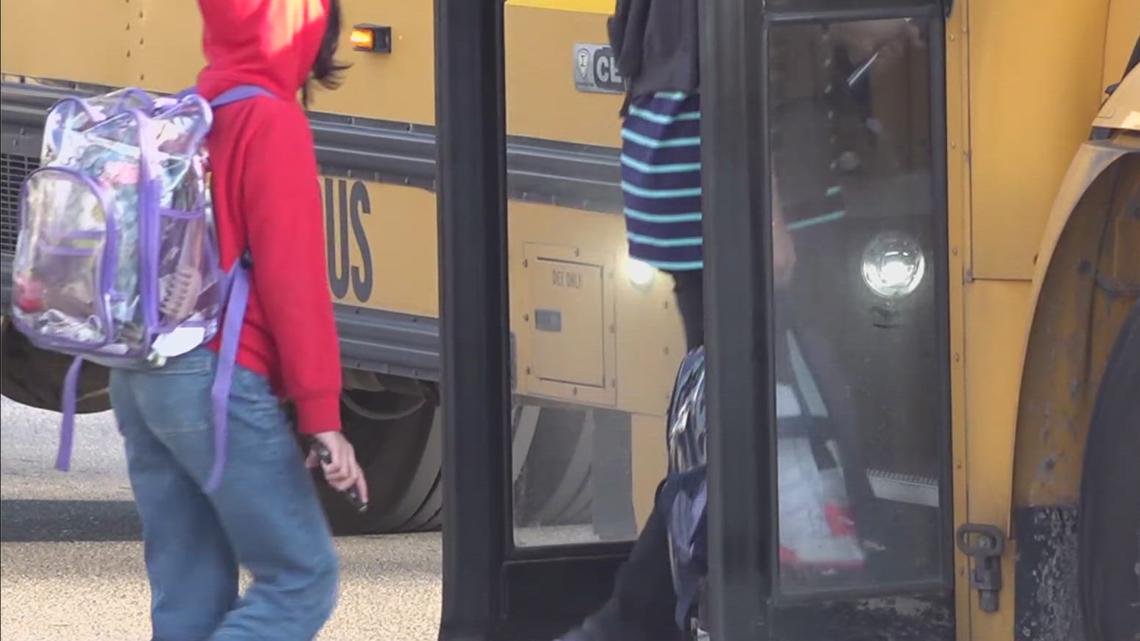 Local business steps in after man with knife alarms students, parents at Corpus Christi school bus stop