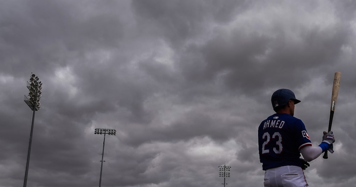 Winter Solstice starts on a cloudy note for North Texas. Will it be sunny by Christmas?