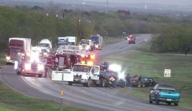 Crash closes part of Loop 1604 in far south Bexar County, Transguide says