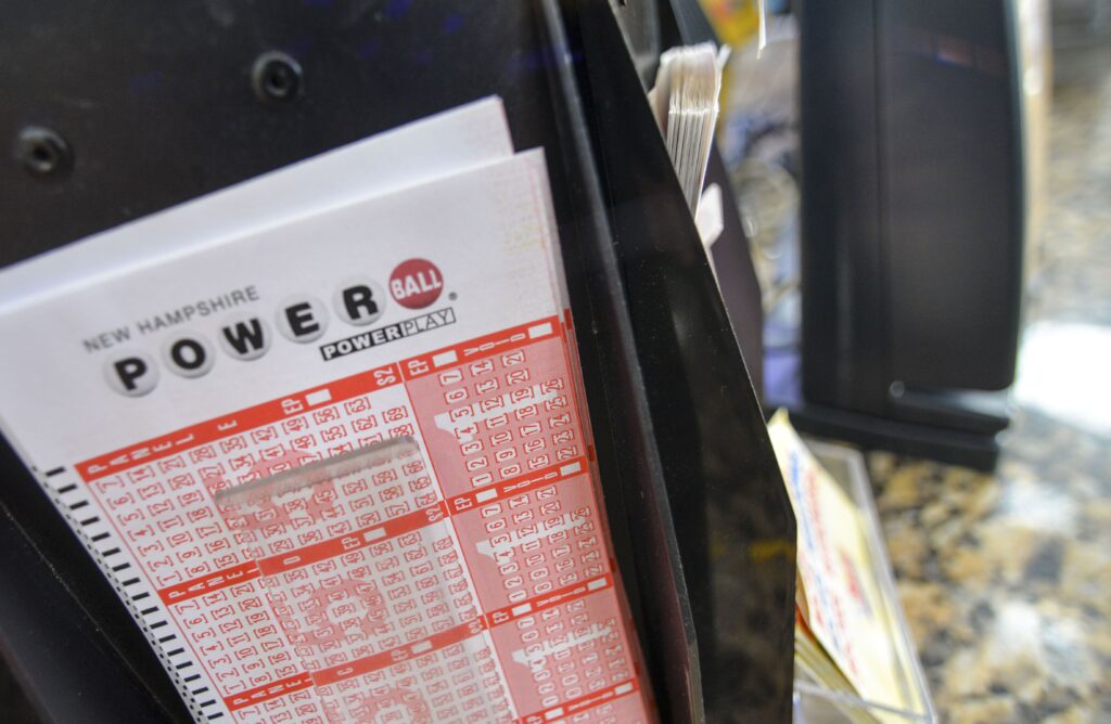 2 El Paso County stores sell winning lottery tickets
