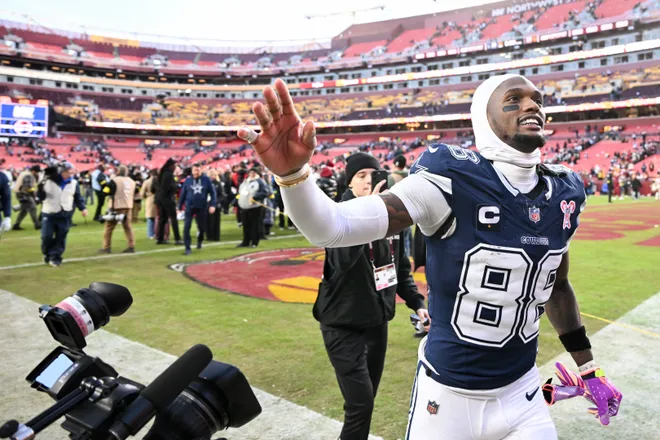 LANDOVER, MARYLAND - DECEMBER 25: Ceedee Lamb #88 of the Dallas Cowboys waves to fans after his team's 30-23 victory against the Washington Commanders at Northwest Stadium on December 25, 2025 in Landover, Maryland. (Photo by Greg Fiume/Getty Images)