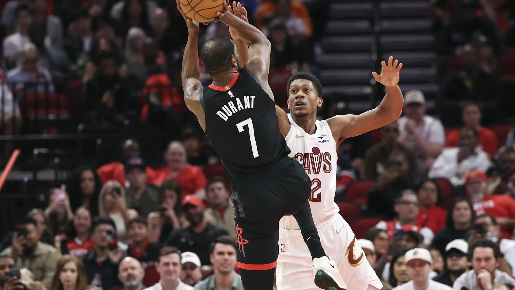 At 37, Kevin Durant still an elite scorer in Houston