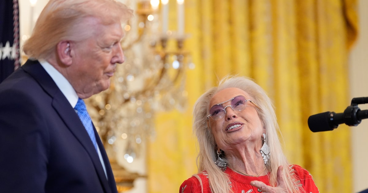 Dallas Mavericks owner Miriam Adelson urges Trump to run for third term