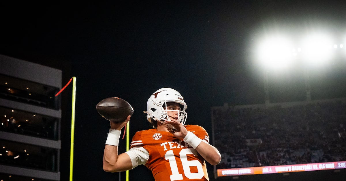Arch Manning returning to Texas for 2026 season, per multiple reports