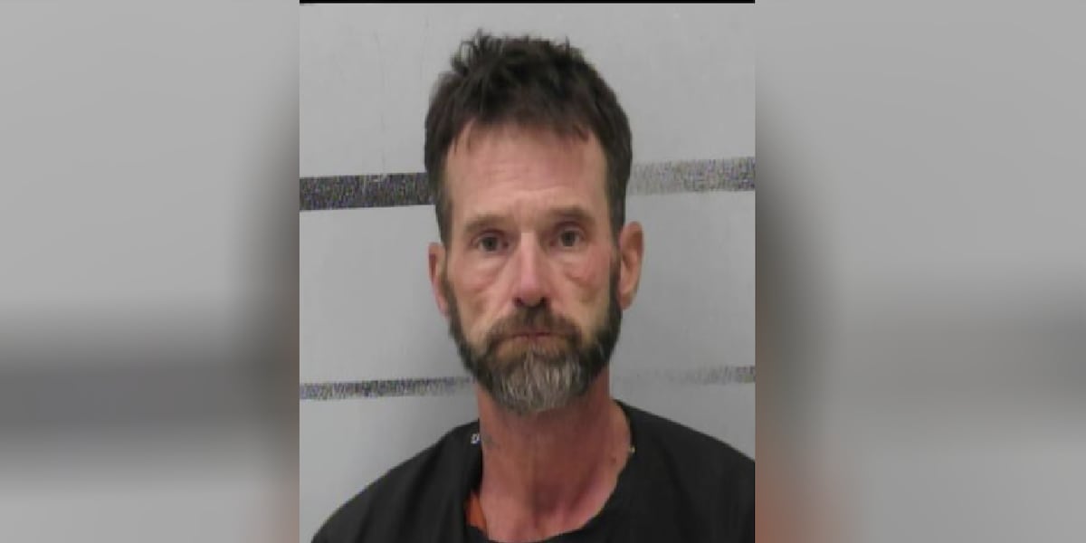 Lubbock grand jury indicts man who shot at off-duty officer, family