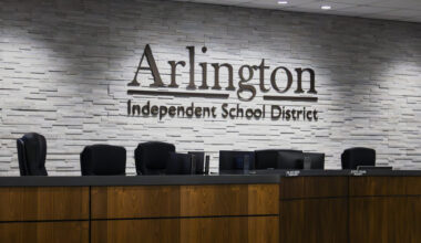 Federal judge dismisses lawsuit against Arlington ISD about First Amendment, retaliation