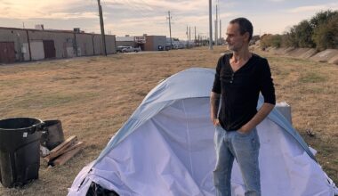 Among the northwest Dallas homeless, waiting and waiting for housing