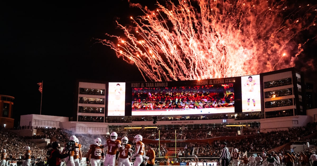 Texas left out of College Football Playoff, will face Michigan in Citrus Bowl