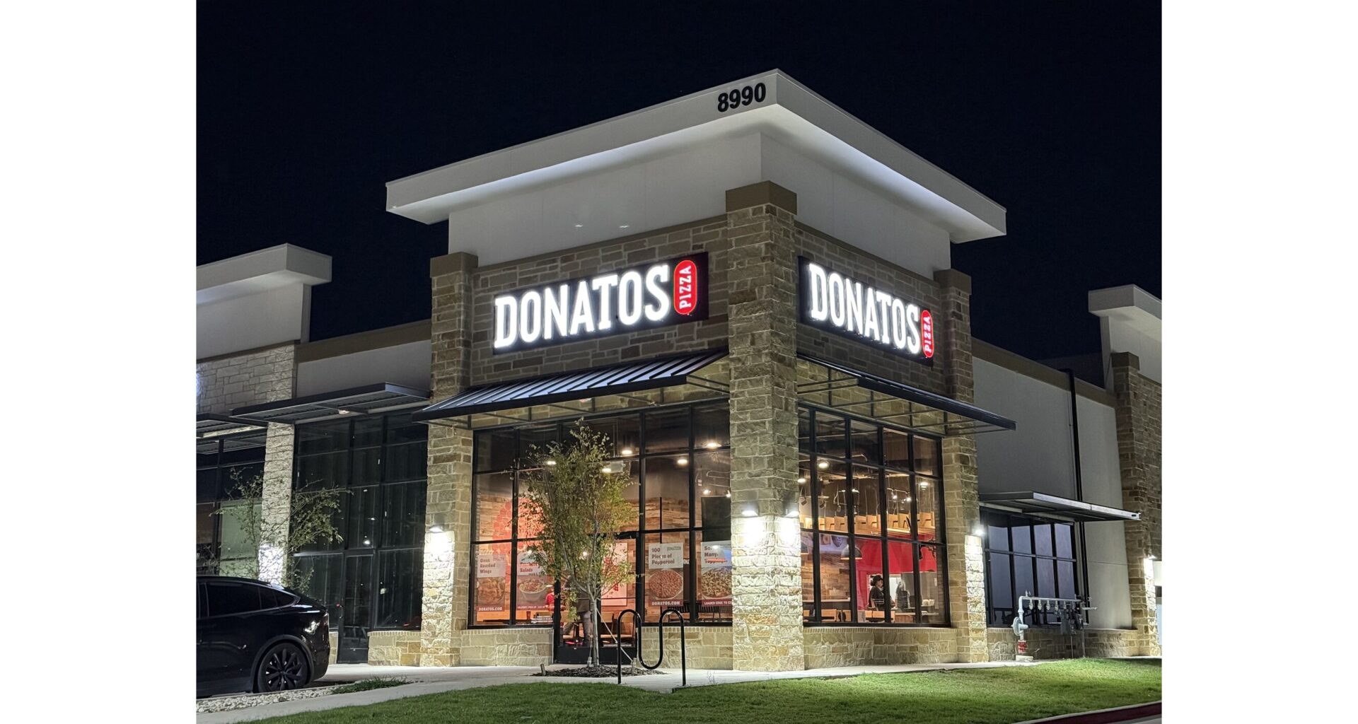 Iconic Midwest Pizza Franchise to Open Locations in Houston for the First Time
