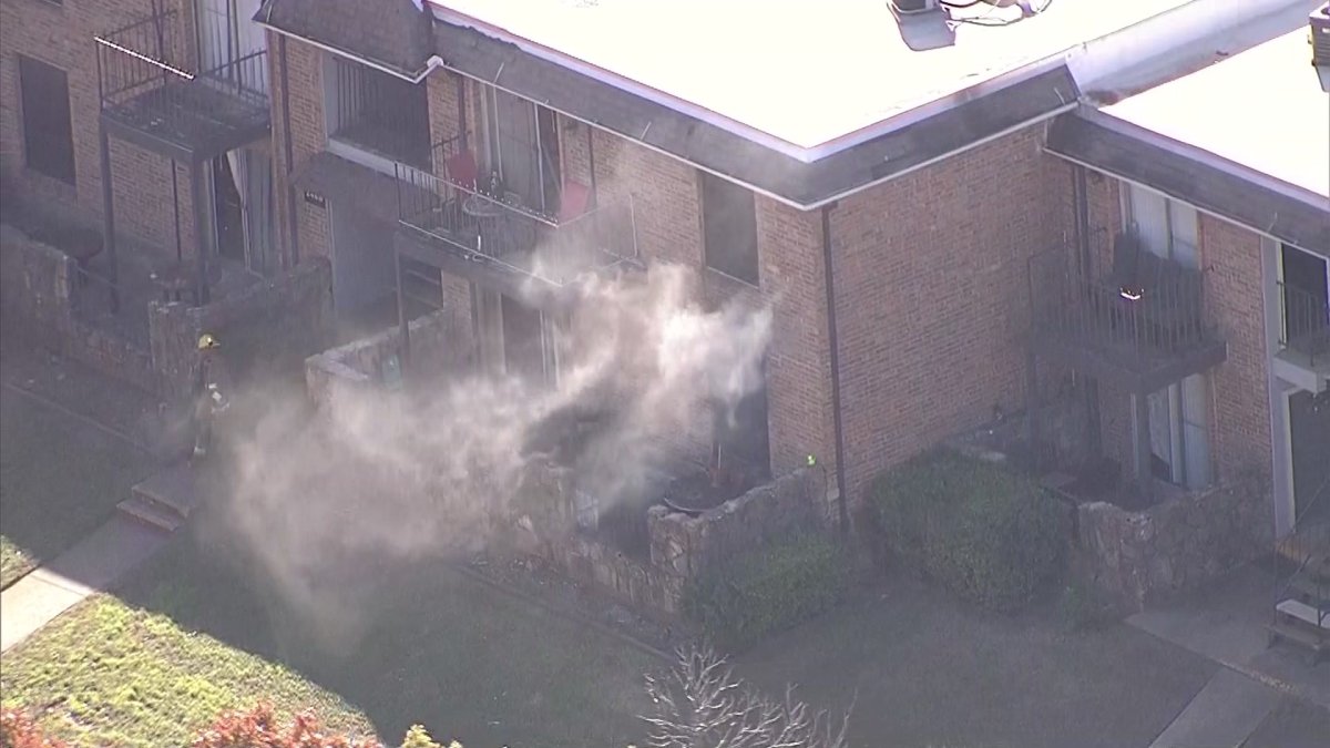 Firefighters rescue 2 people and 1 dog from apartment in Dallas – NBC 5 Dallas-Fort Worth