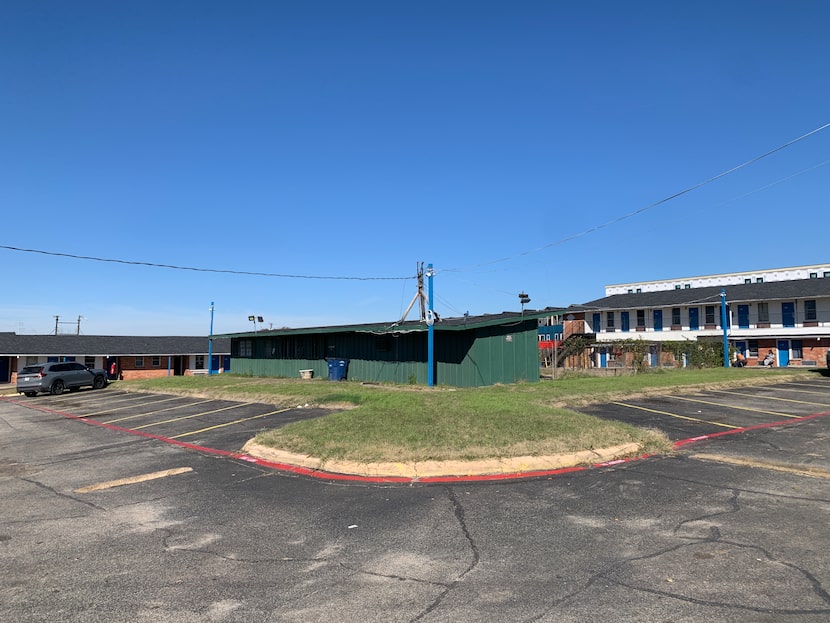 The swimming pool that used to sit in the middle of the motor court was long ago paved over.