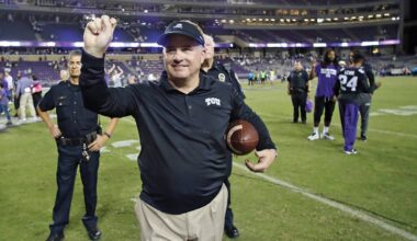 Gary Patterson Wins Davey O’Brien Legends Award