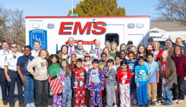  UMC Delivers Food Bags to Brown Elementary