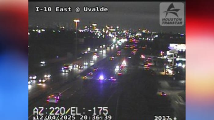 Multiple vehicles get flat tires after hitting large pothole on I-10 east near Normandy Street