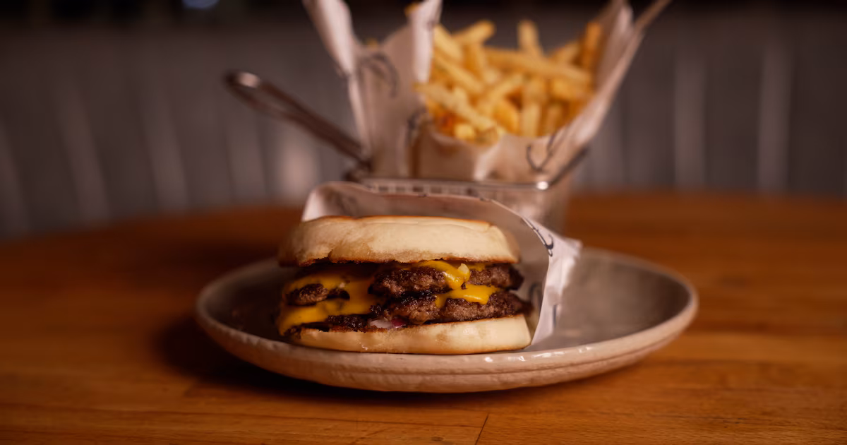 Dallas Mavericks brings fancy restaurants to AAC in sports-food shakeup