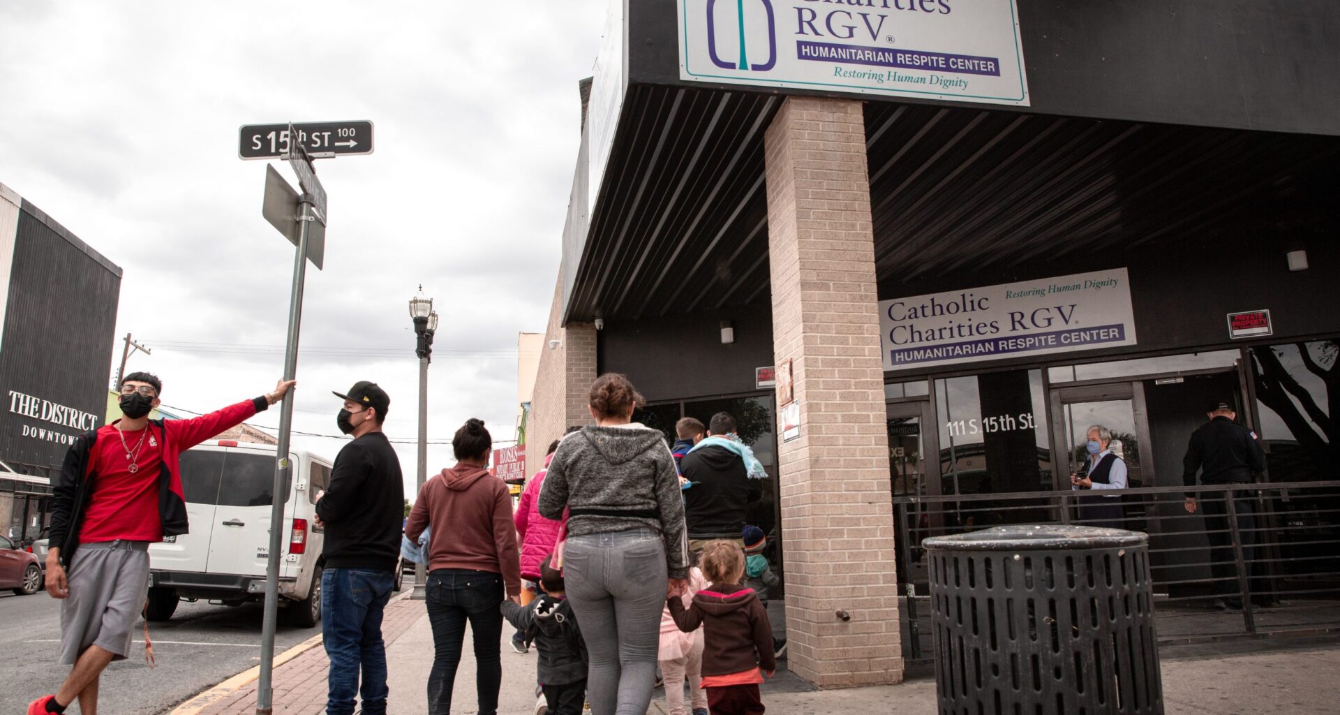 Feds freeze funding for Texas Catholic immigrant aid charity