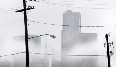 Dense fog will coat Dallas-Fort Worth on Sunday. When is sunshine on the horizon again?