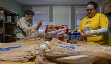 New Day Arlington fights food insecurity for children, bag by bag
