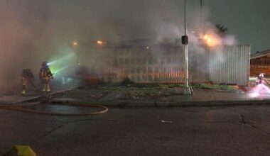 Houston firefighters battle 2nd blaze at vacant Griggs Street property