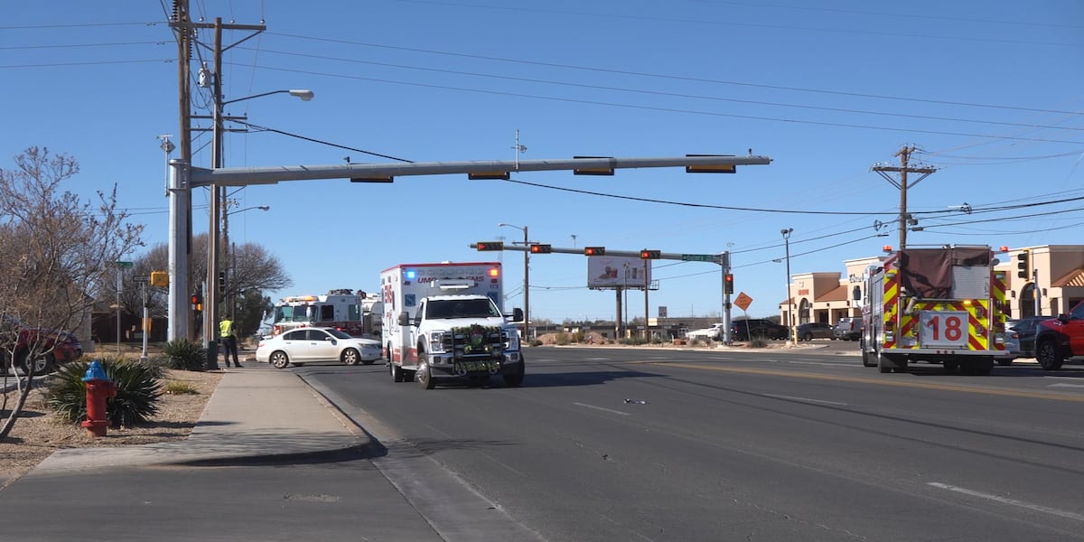Motorcycle rider injured in southwest Lubbock crash