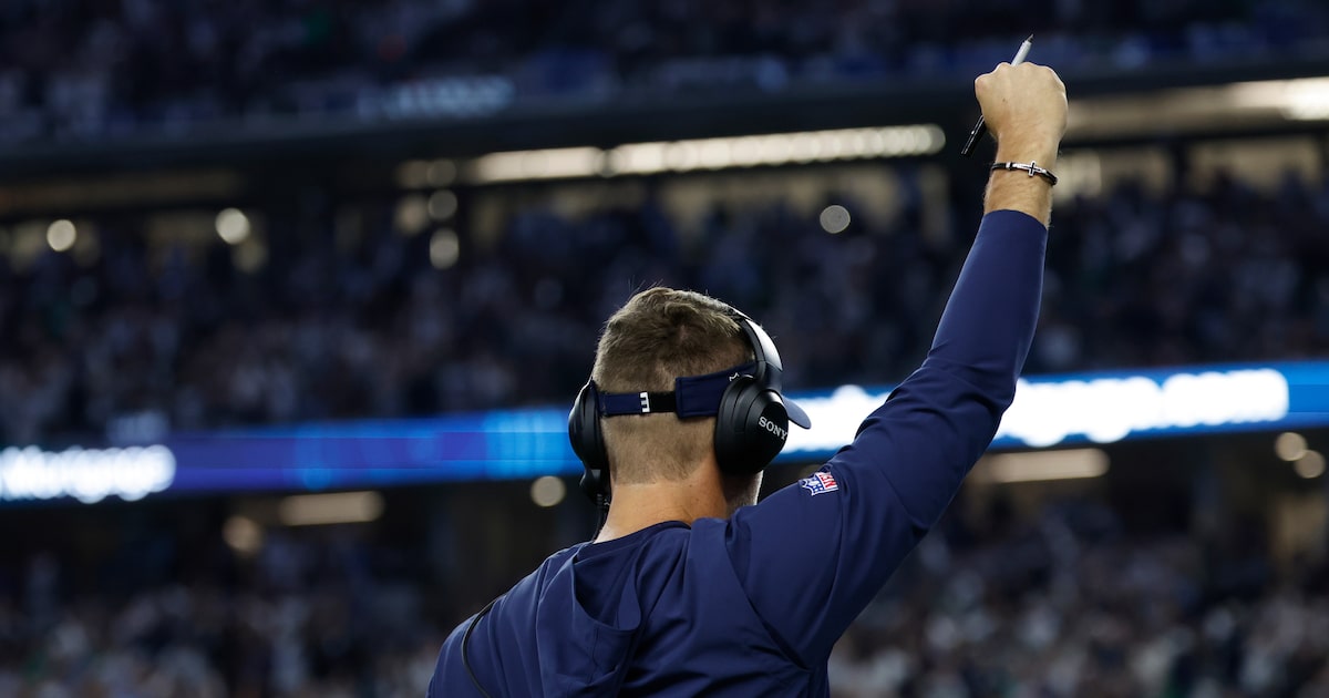 Eagles’ OT loss keeps Dallas’ hopes afloat in NFC East race