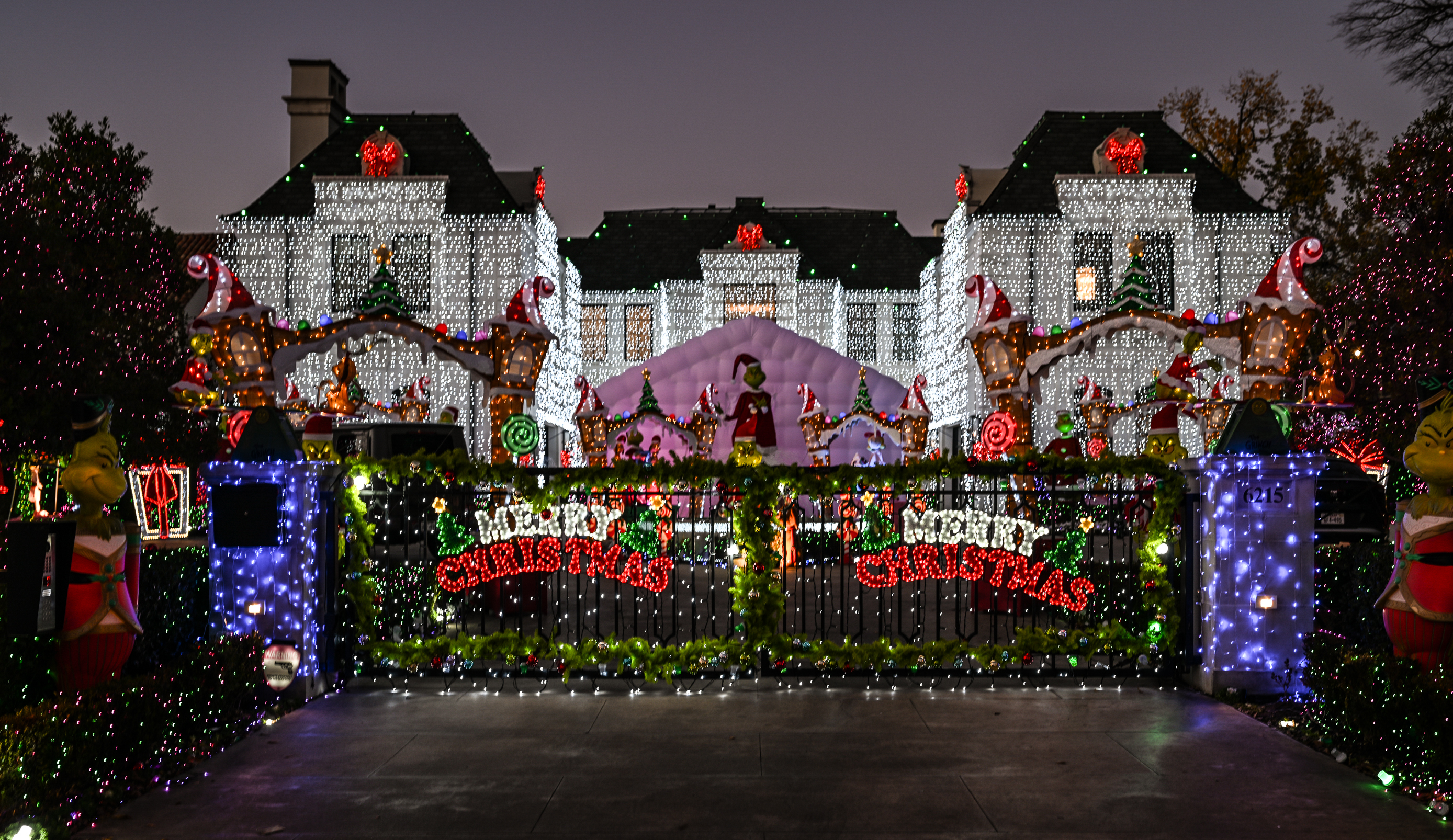 Holiday House with lights in Dallas