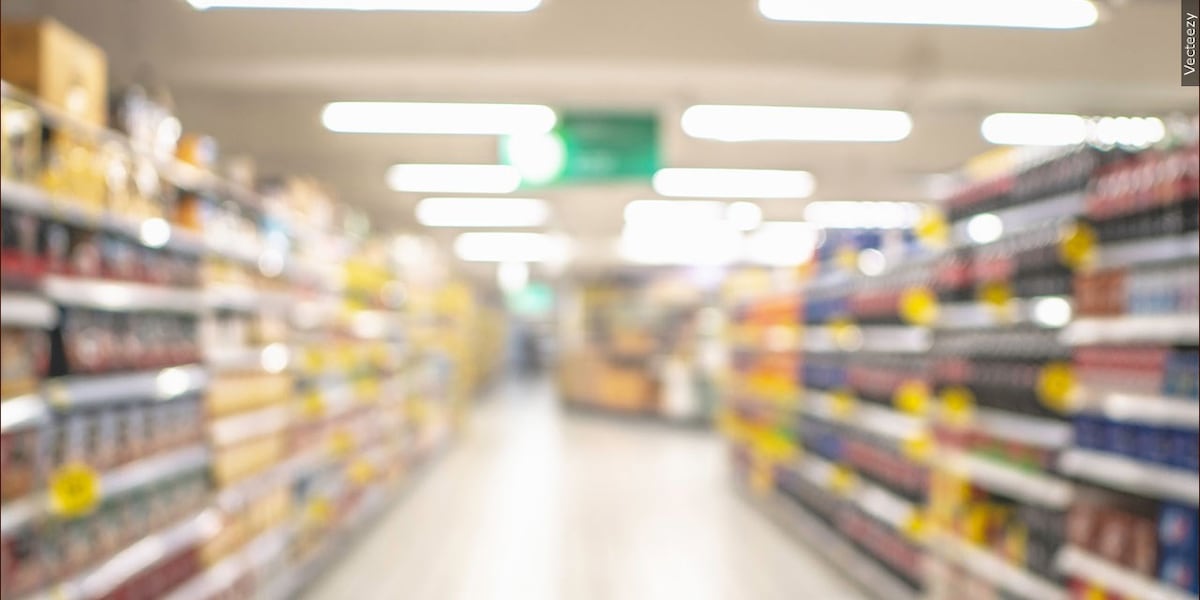 Here’s what stores are open, and which ones are closed, on Christmas