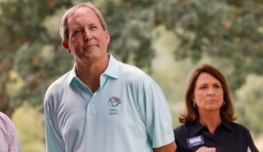 Attorney General Ken Paxton and wife agree to unseal divorce records after media challenge