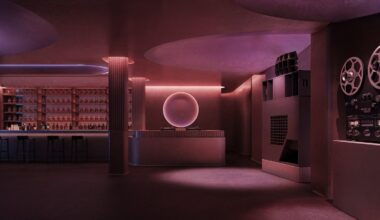 The entire of downtown Dallas music lounge Shyboy.