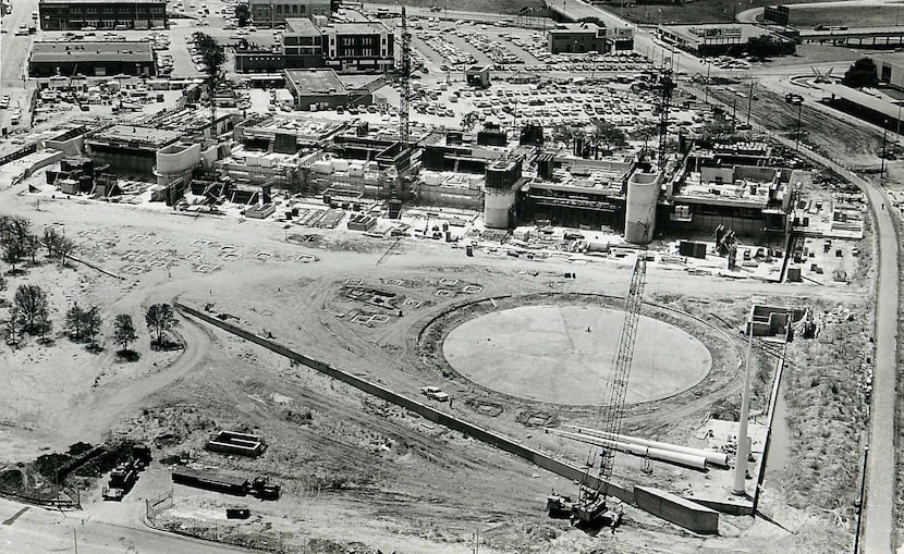 Construction site of I. M. Pei's City Hall.
Shot June 1, 1974.