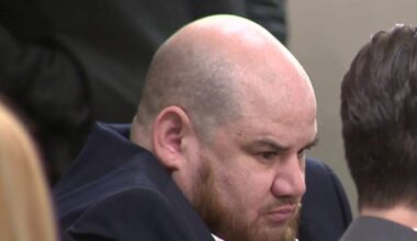 San Antonio man who pleaded guilty to shooting 2 SAPD officers sentenced to 60 years in prison