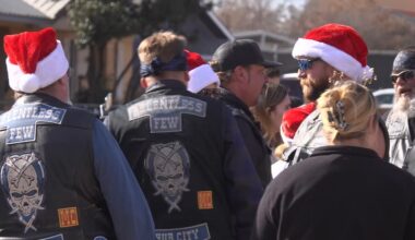 Motorcycle club brings Christmas gifts to Lubbock nonprofit