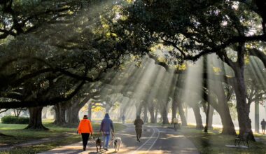 Chilly start to the work week for North Texas. When will warmer weather return?