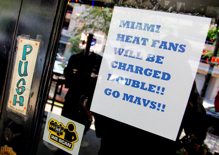 Miami Heat fans were in for a surprise at Dick's Last Resort, a restaurant a few blocks from...