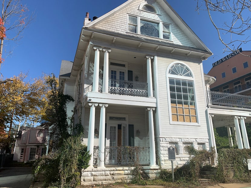 In 1906, Capt. John Murphy bought this house on Maple Avenue, Since then it's been many...
