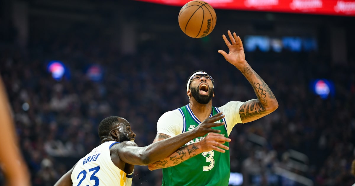 Anthony Davis exits Mavericks’ Christmas Day game against Warriors with groin injury