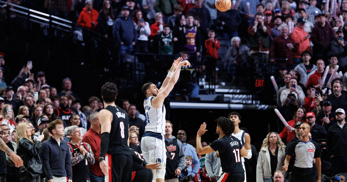 Thompson misses 3-point attempt at buzzer, Dallas Mavericks lose to Portland Trail Blazers, 125-122