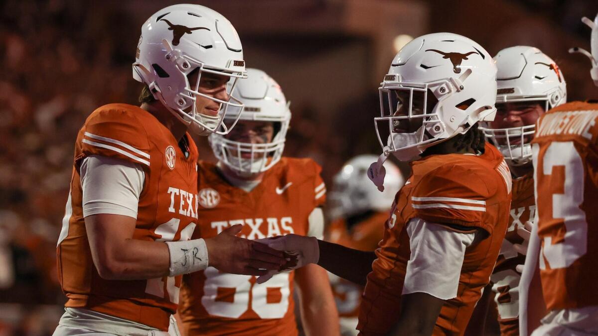 Texas vs. Michigan prediction, pick, odds, spread, where to watch Citrus Bowl live