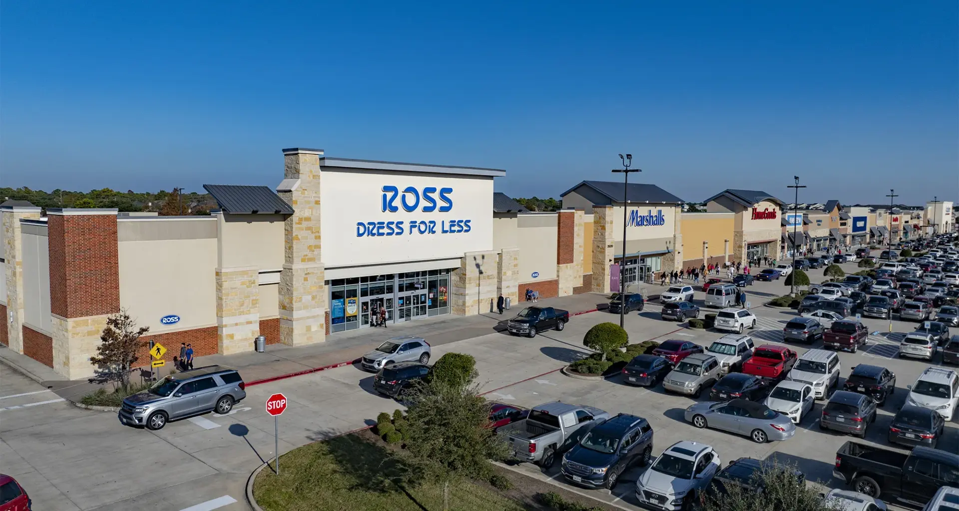 Big V Buys Huge Shopping Center in Houston