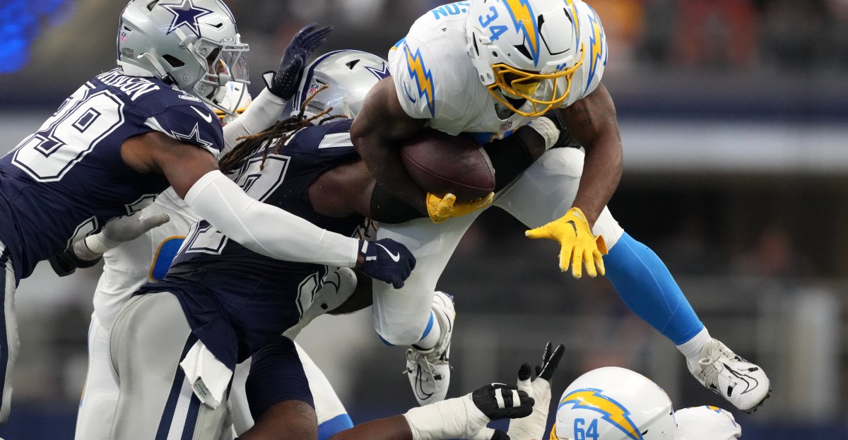 Dallas Cowboys vs Los Angeles Chargers Week 16: How to watch, game time, TV, odds