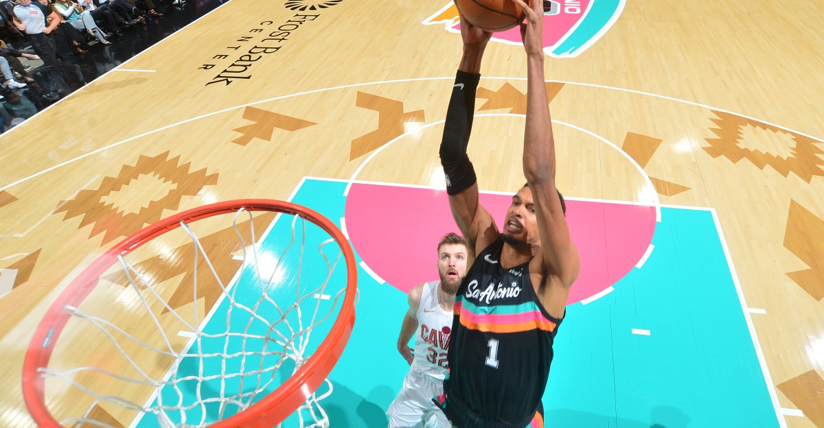 San Antonio Spurs vs Cleveland Cavaliers, Final Score: Spurs drop 2nd straight at home, 113-101