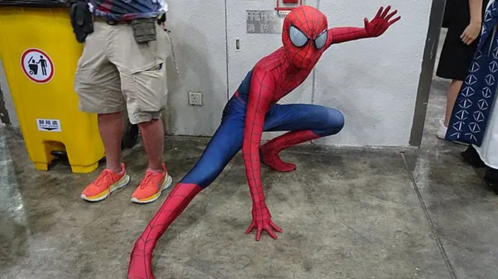 Plano Firefighters Bring Holiday Cheer to Children’s Health Plano Patients